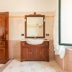 La Casa Rosa Di Rita E Franco Scano Montiferro