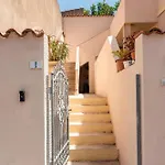 La Casa Rosa Di Rita E Franco