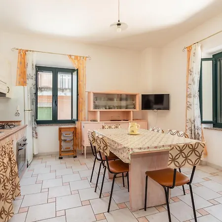 La Casa Rosa Di Rita E Franco