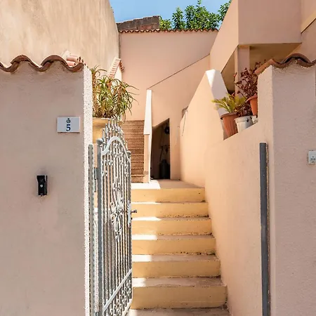 La Casa Rosa Di Rita E Franco